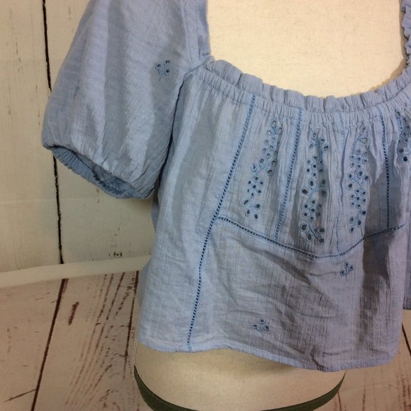 2/$30 ZARA Blue Eyelet Cropped Top Size Medium Short Peasant Crop Top Boho - Picture 5 of 12